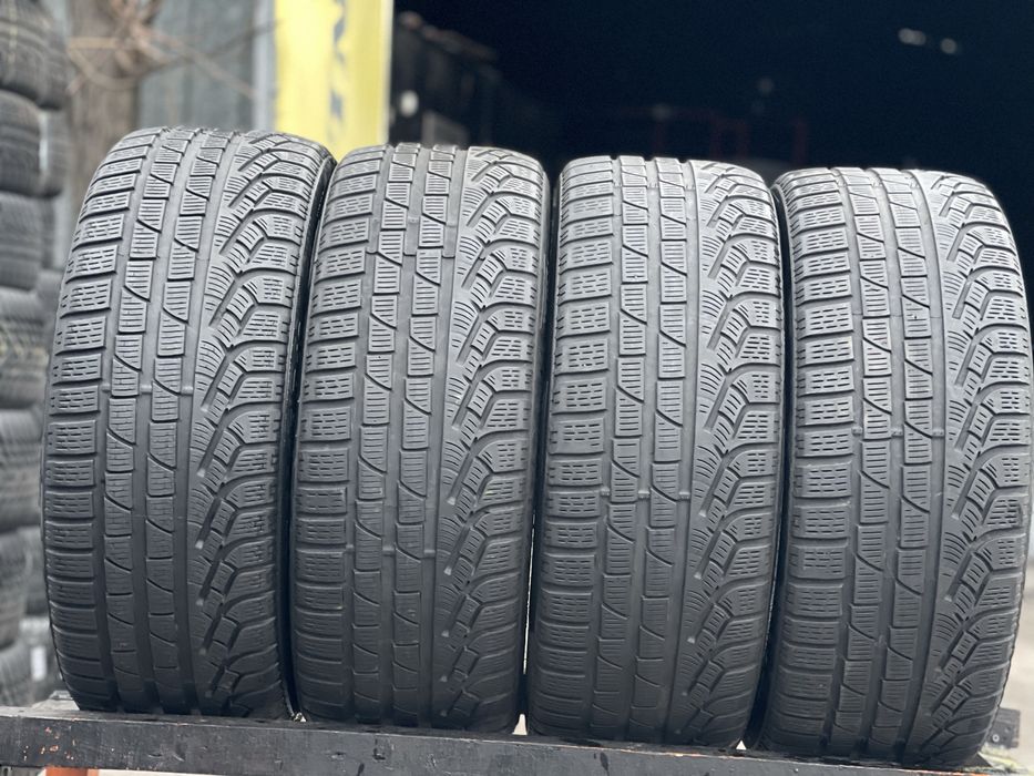 Шини Зимові 4шт Pirelli Winter Sotozzero 240 series 2