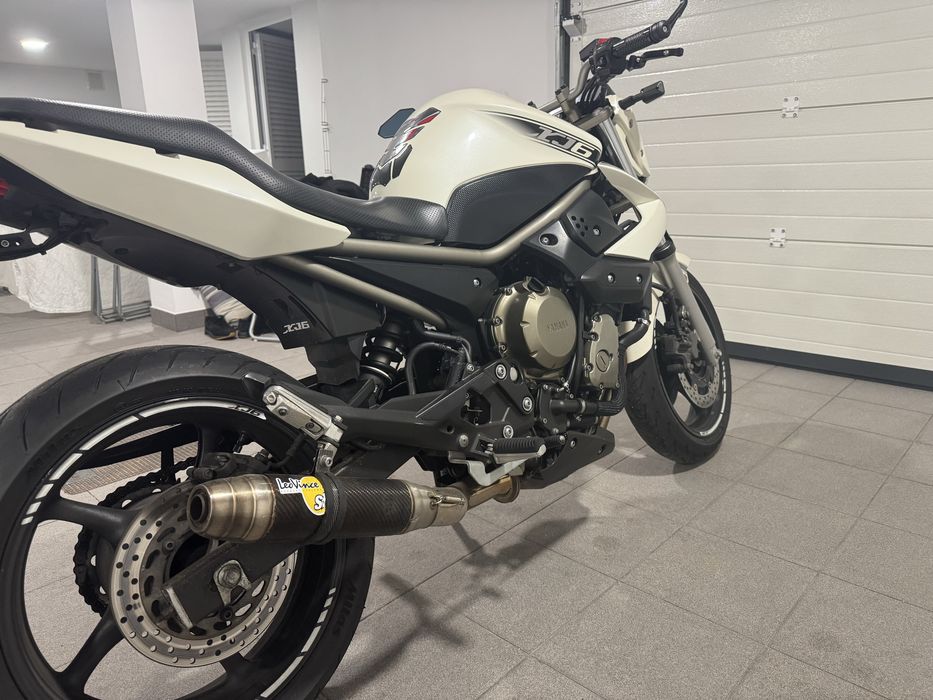 Yamaha xj6 2010 bem estimada