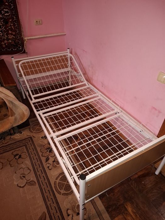 Ліжко медичне з матрасом