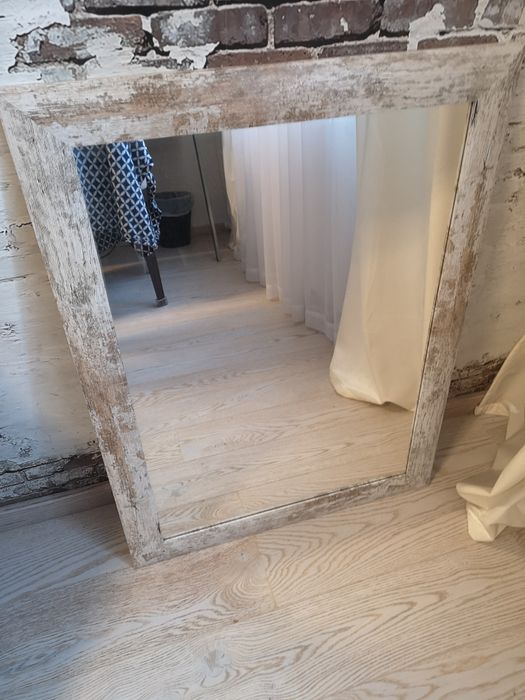 Nowoczesne lustro 80x60 postarzane