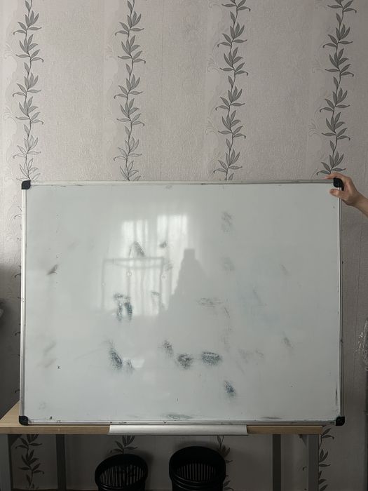 Магнітна дошка на стіну