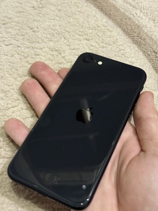 ТЕРМІНОВО! iphone se2 128 84%
