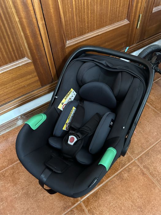 Carrinho bebe e ovo
