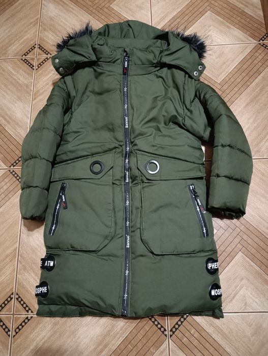 Продам зимову курточку !