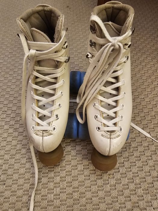Patins marca EDEA