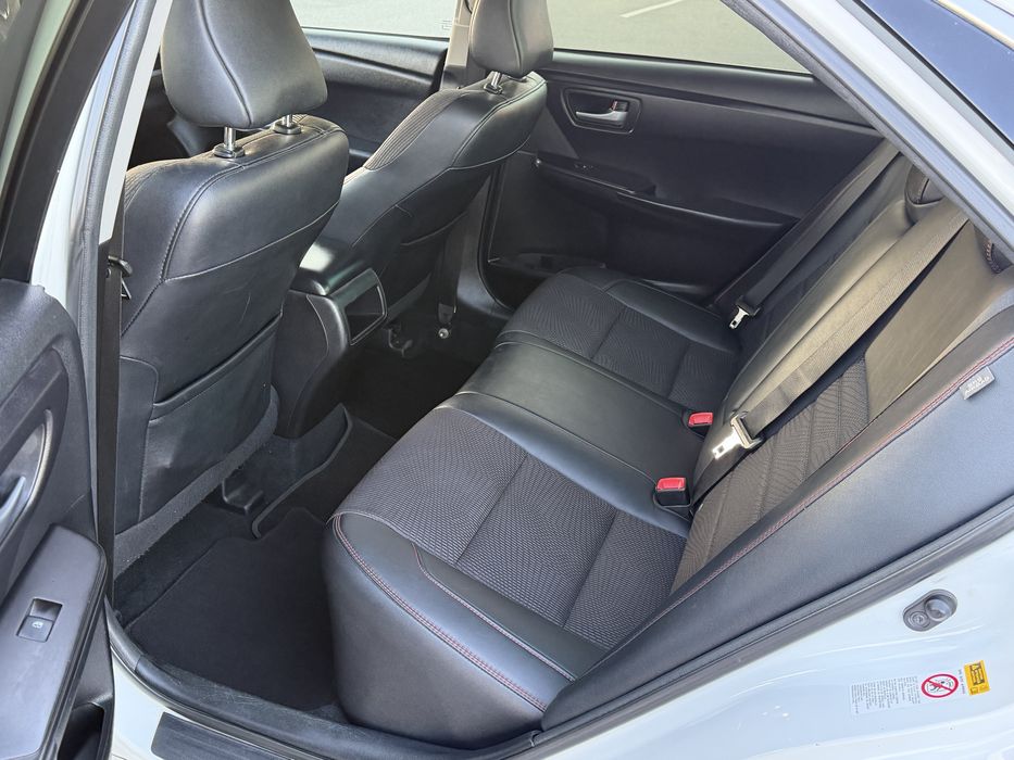Toyota Camry 2017
