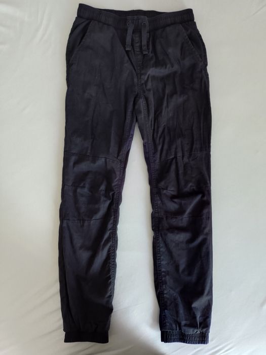 Czarne chłopięce dwuwarstwowe spodnie C&A 146 cm 11 lat