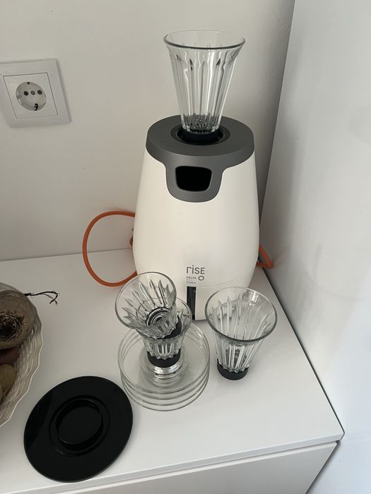 Nova maquina de café Delta Q Rise - Branca