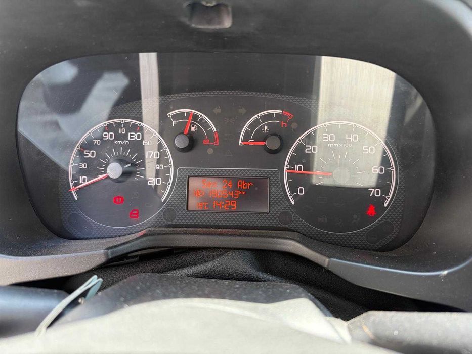 Fiat Qubo 1.3 Multijet — 2012 | Bom Estado