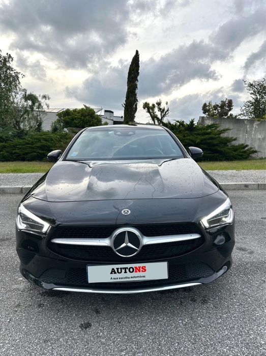 Mercedes CLA 250 E - como novo