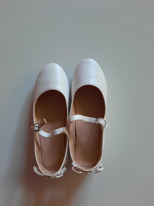 Buty dziewczęce ekry