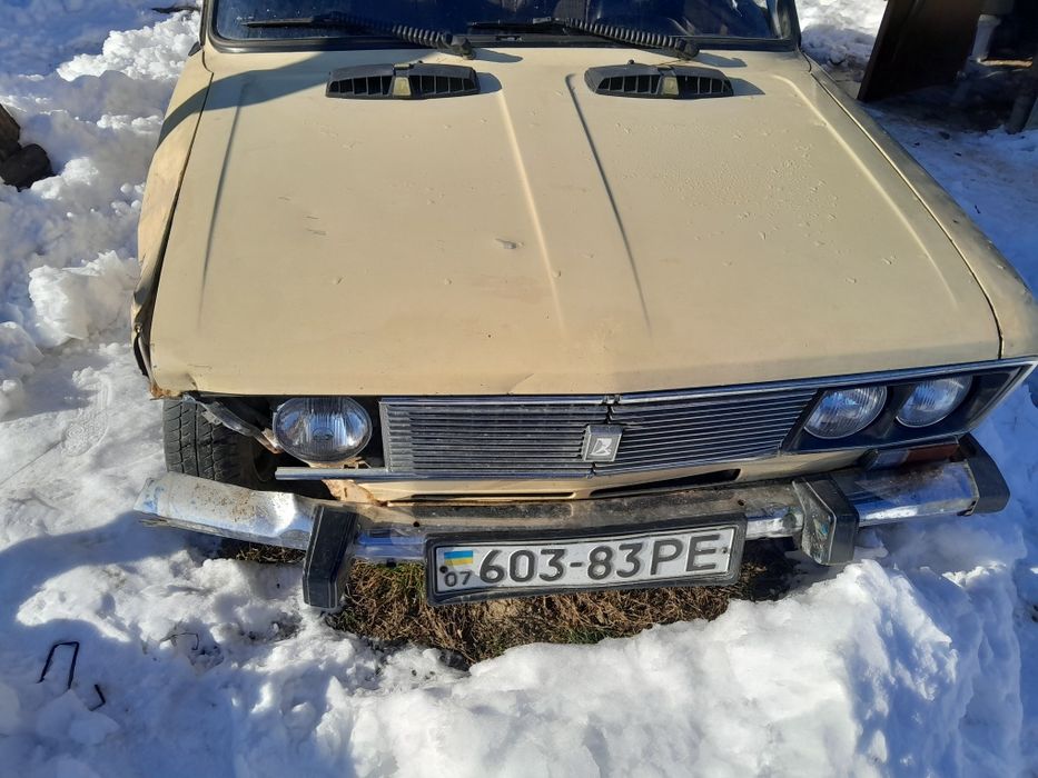 Продам срочно машину