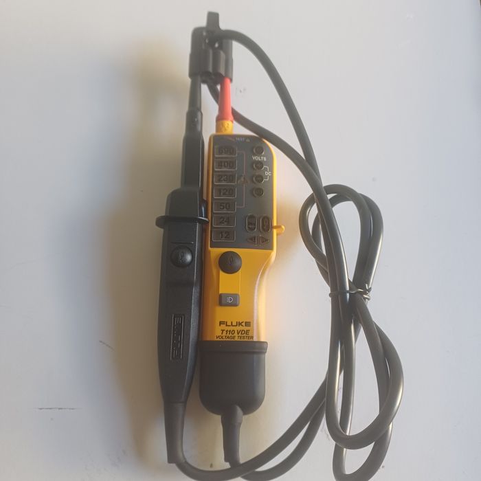 Тестер напруги Fluke T110