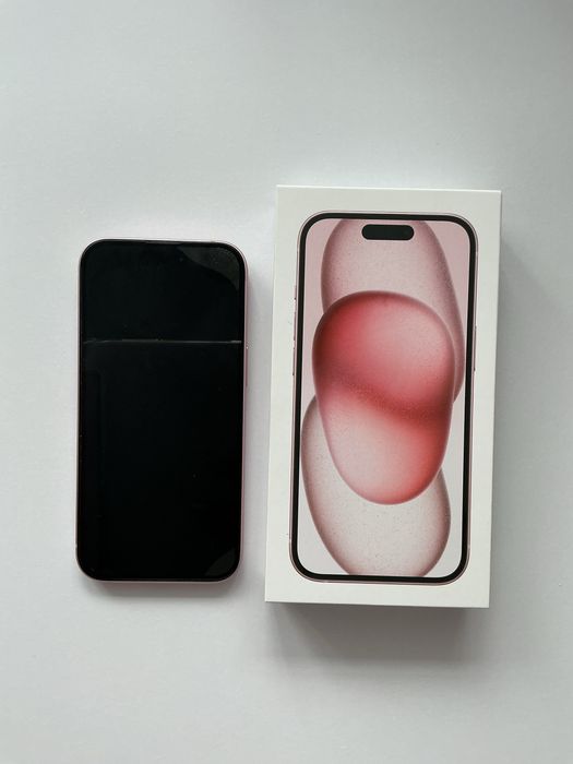 iPhone 15 różowy