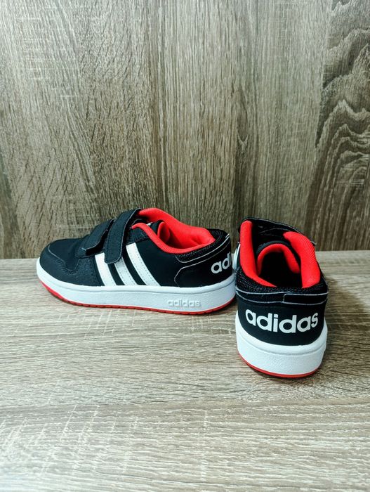 Дитячі кросівки Adidas Hoops 2.0, розмір 32, стан ідеальний