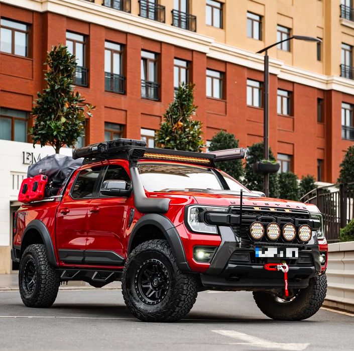 OUTLET - Uchwyt mocowanie na światła lampy do grilla Ford Ranger 2022-