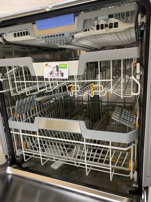 Посудомийна машина модель 2024 року G 7273 SCVI