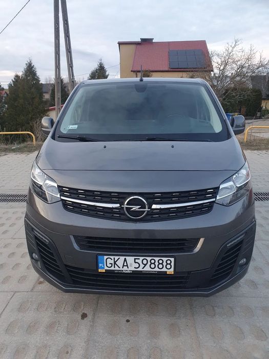 Opel VIVARO  Opel vivaro Long Salon Polska