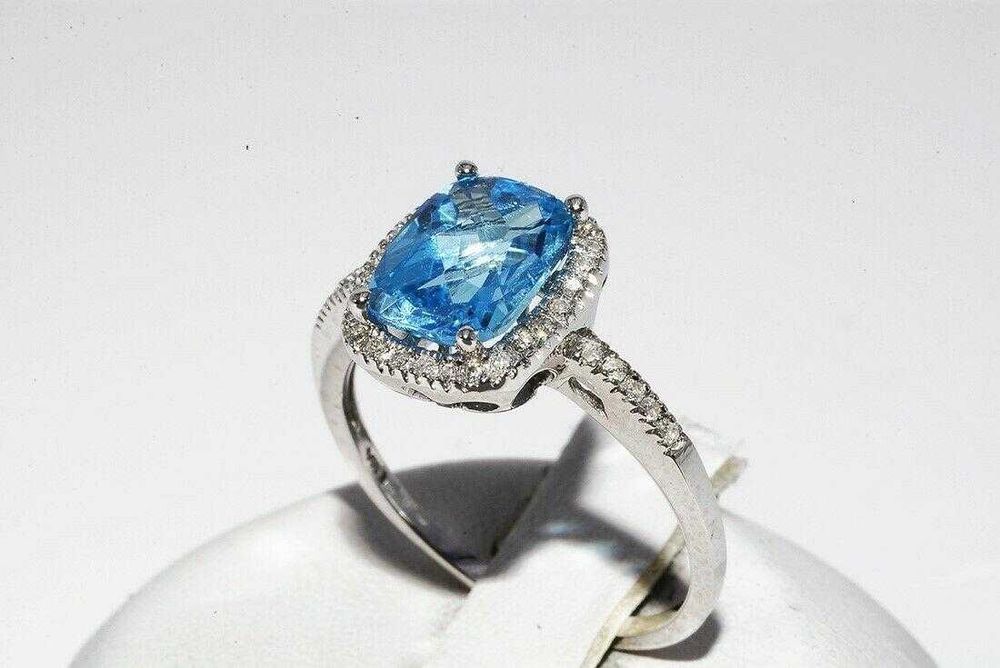 Золотое кольцо 585 проба Бриллианты Топаз Размер 17.25 Сертификат