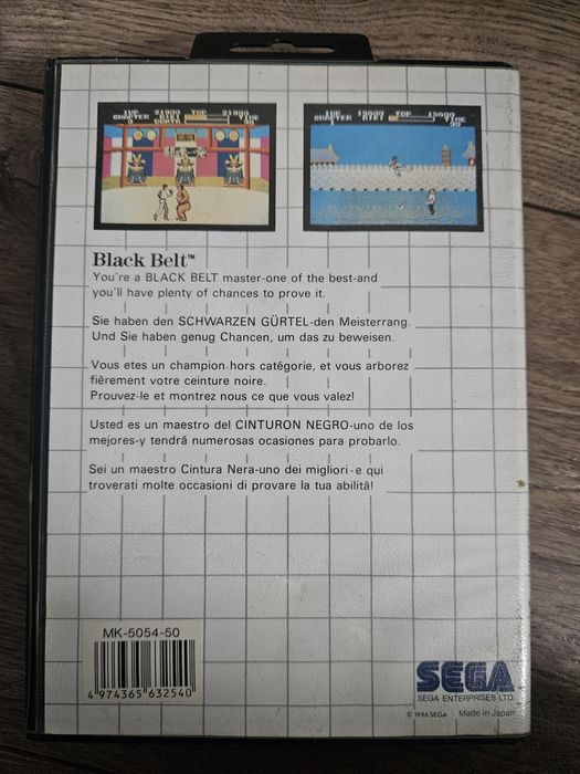 SEGA  konsola + pady i gry