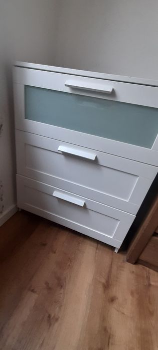 comoda ikea brimnes 3 gavetas