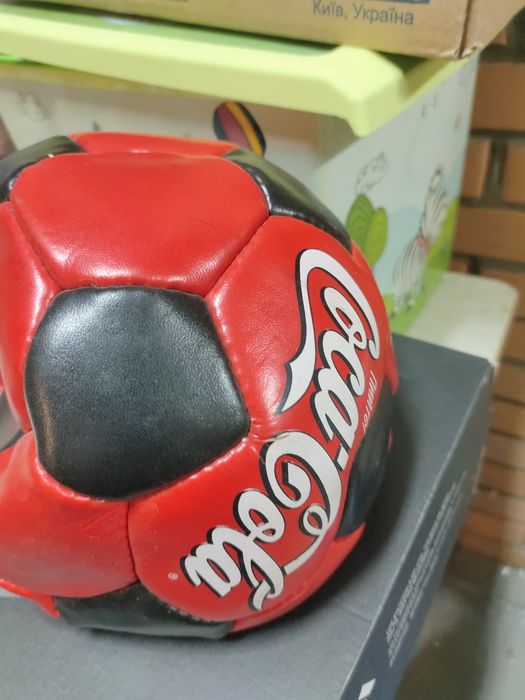 Мяч футбольный coca-cola