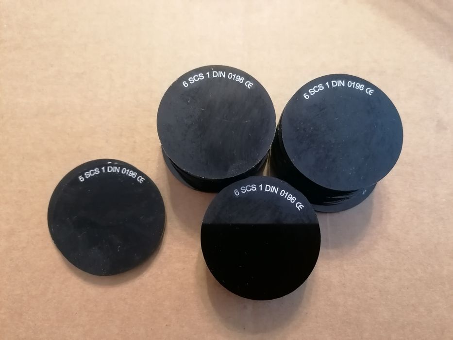 Szkła do okularów spawalniczych