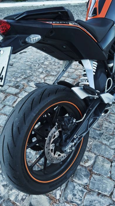 Ktm Duke 200  urgente