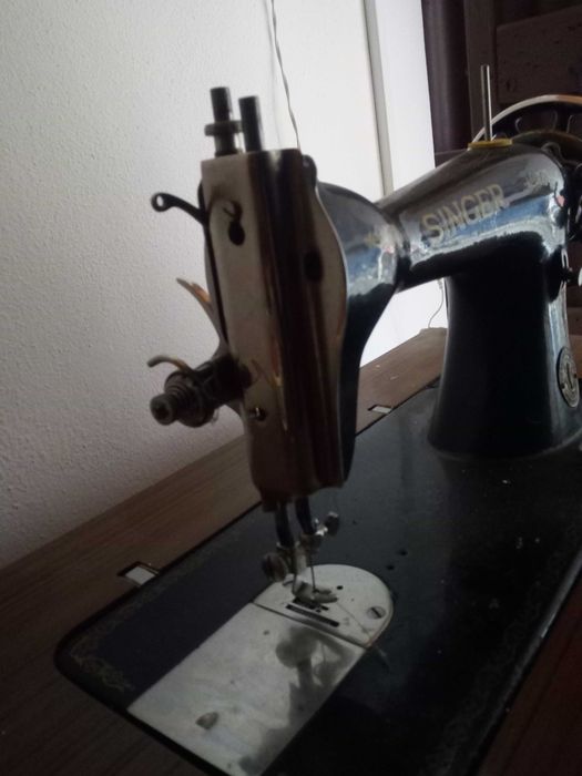 Máquina de costura Singer