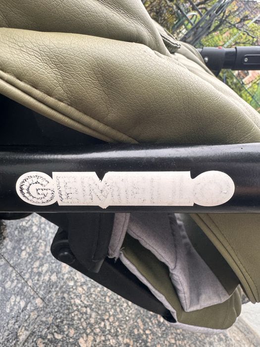 Коляска Gemello для двійні