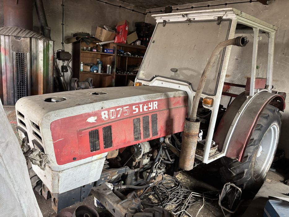 Steyr 8075 case steyer