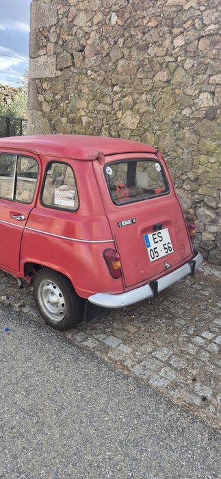 Renault 4L clássico