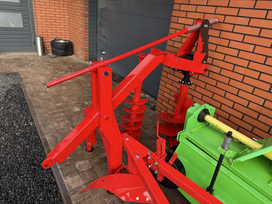 Плуг трох корпусний Віракс Садовий бур Стан топ