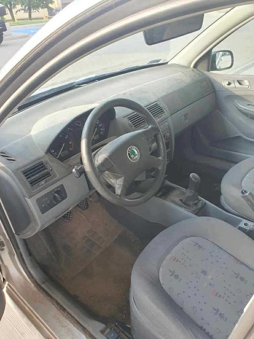 Skoda Fabia I kombi 1.4 mpi klima wspoma elektryka na części srebrny