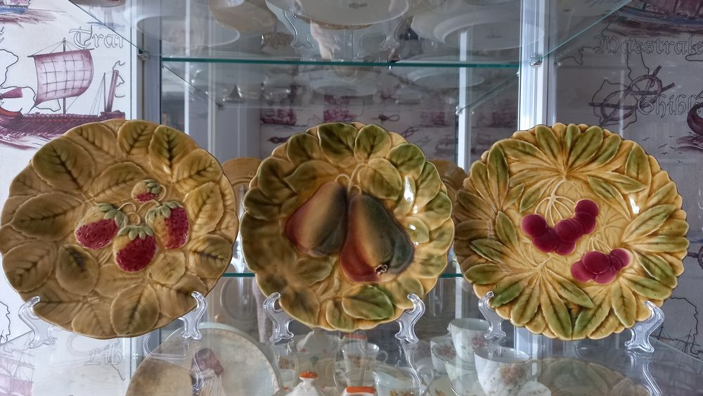 Тарілки антикварні Франція