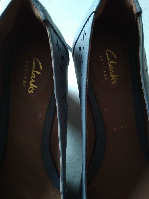 Clarks czółenka skóra roz.41