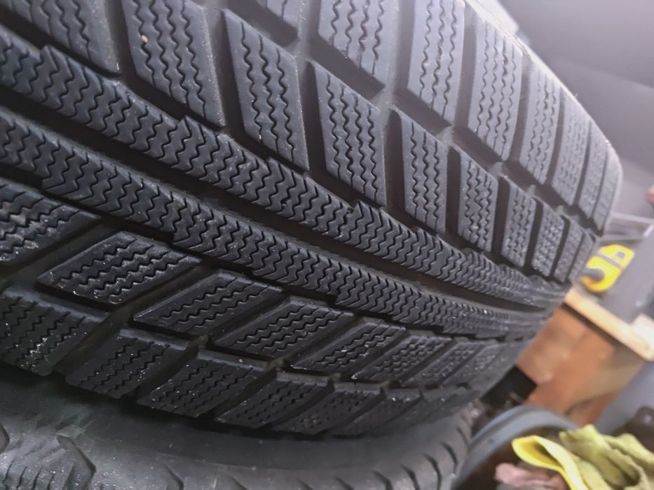 Jantes 5x114.3 R16  com pneus 85%