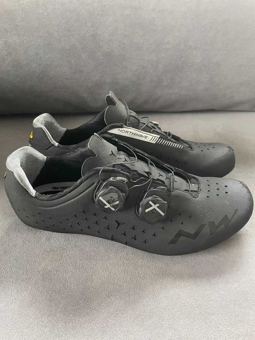 Веловзуття Northwave Revolution 2 розмip UK 8 (41,5 267мм) black