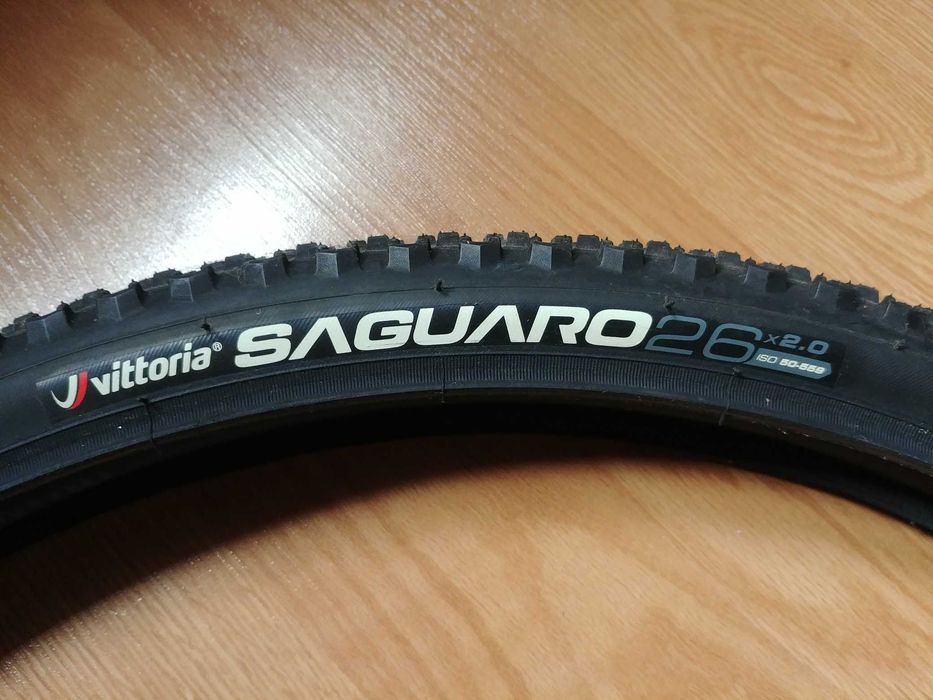 Pneus BTT Vittoria Saguaro 26x2.00" + Câmara de ar