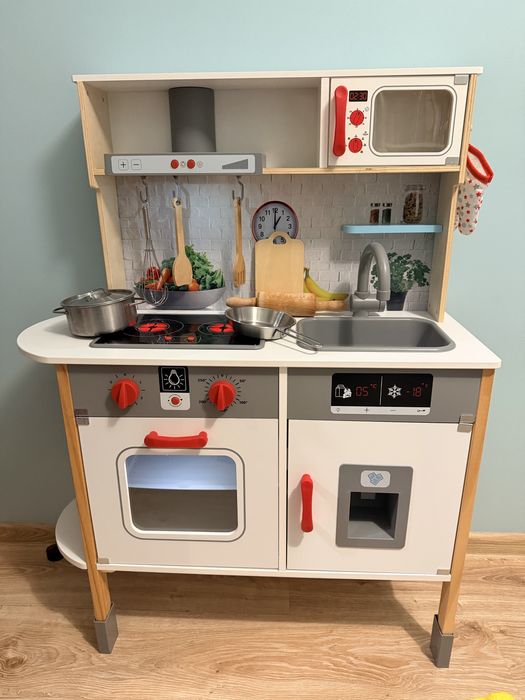 Kuchnia drewniana Playtive dla dzieci