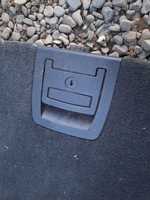 Bmw e61 płyta bagażnika