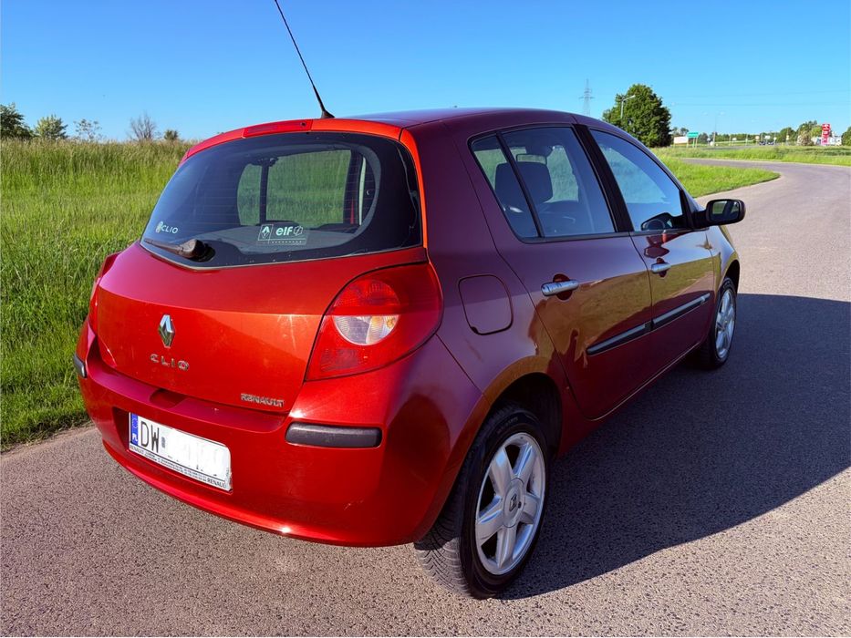 Renault Clio 1.2 benzynka klima