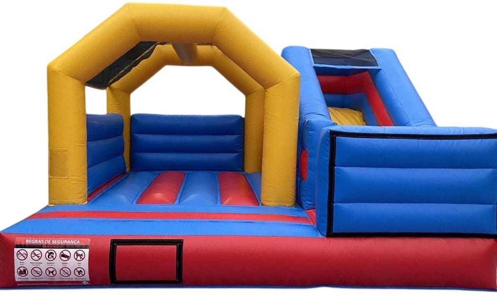 Insuflável NOVO À VENDA – TEMA NEUTRO COM TEMAS ADPTAVEIS 4x4mts!