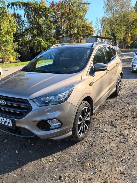 Ford Kuga 1.5 EcoBoost 2x4 ST-Line z LPG