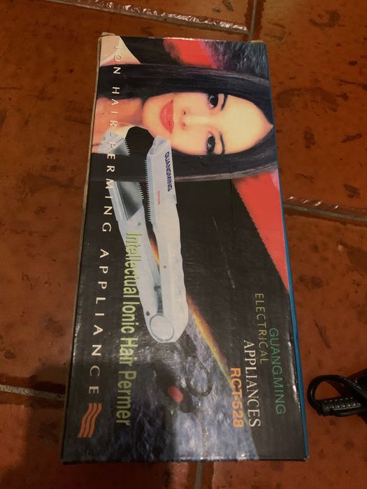 Vários pequenos eletrodomésticos de vários preços