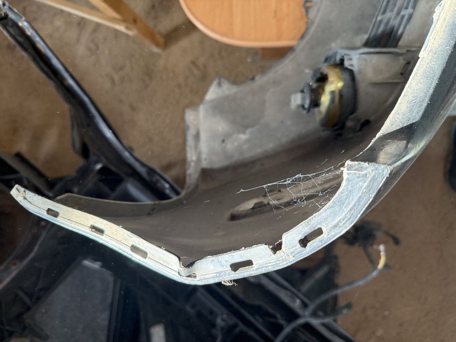 Продам бампер шкода фабія 1