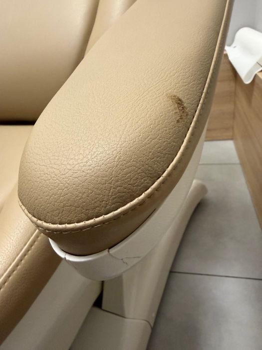 Fotel kosmetyczny fotel podologiczny elektryczy regulowany