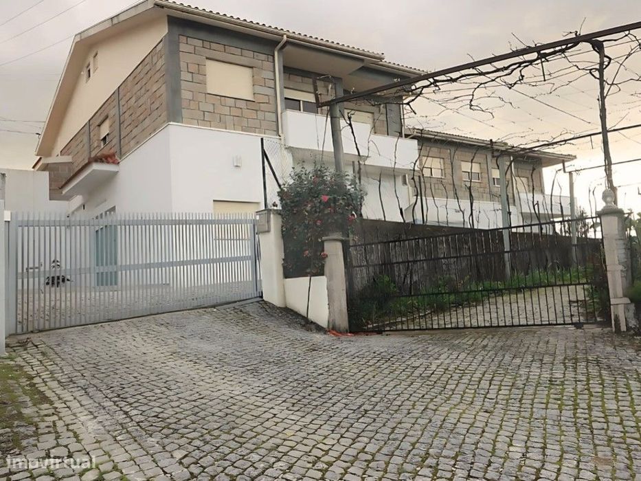 Armazém com licença de Industria