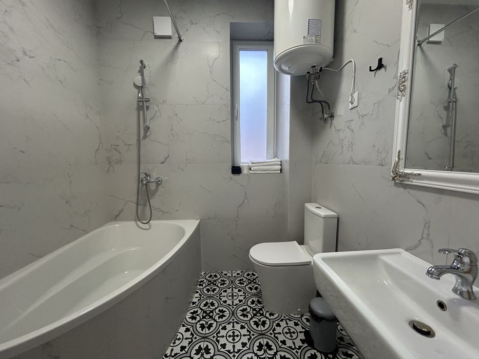 Окремі квартири-студії, готель Три Коня