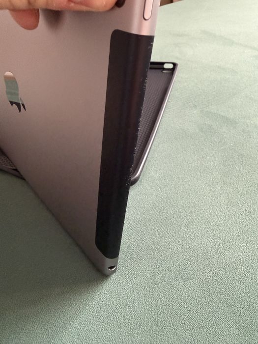 Ipad 5, 32, 2017 wifi + Lte